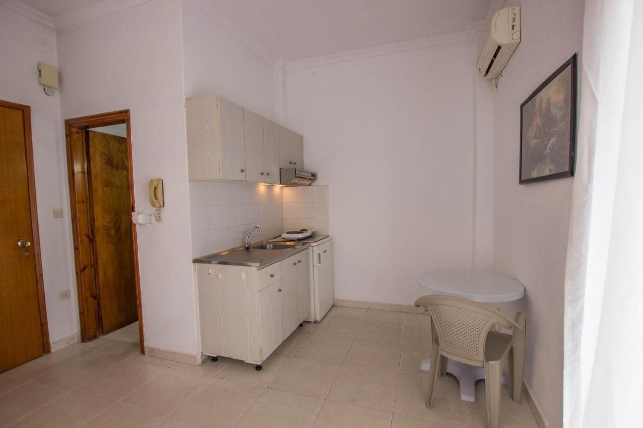 George Laz Rooms Vrasná מראה חיצוני תמונה