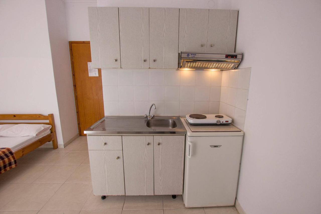George Laz Rooms Vrasná מראה חיצוני תמונה